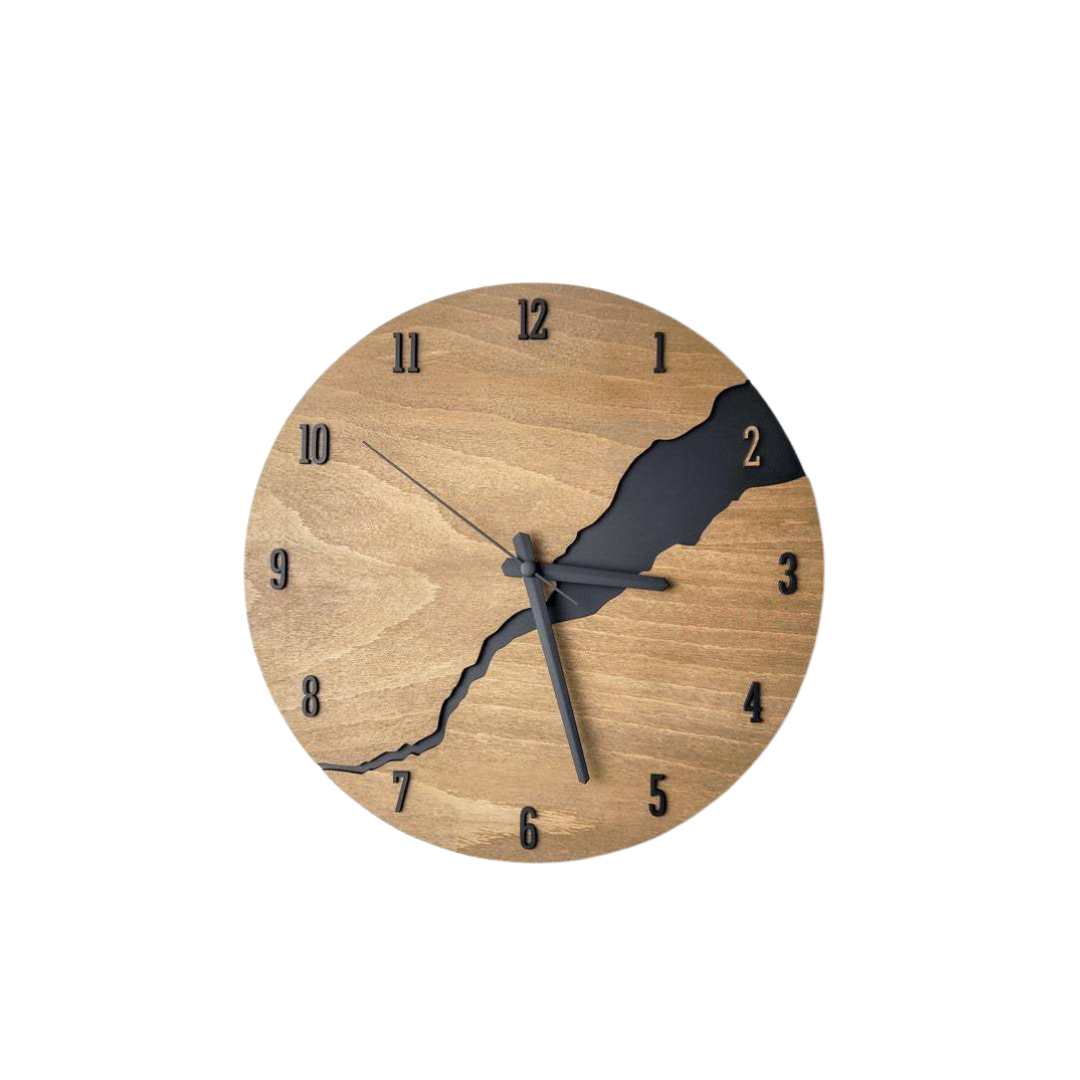 Horloge Murale Rustique en Bois Massif Finition Craquelée