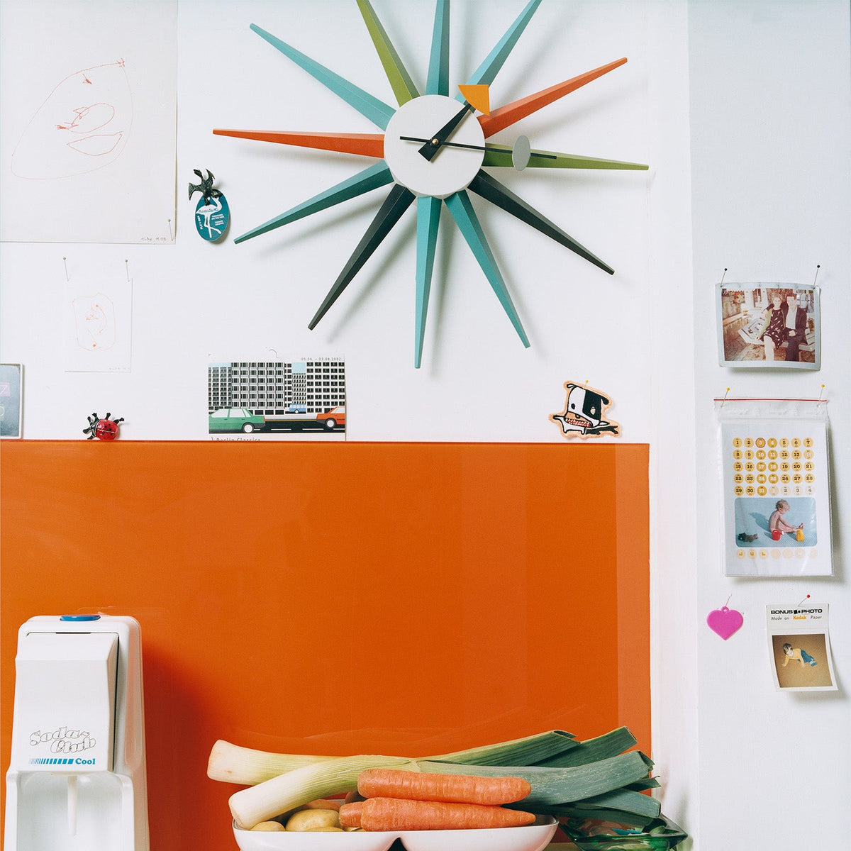 Horloge Murale Design Rayons de Soleil Multicolore Vintage