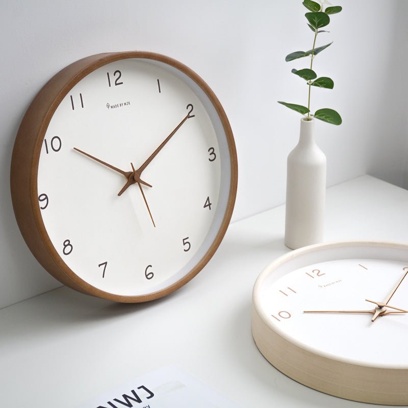 Horloge Murale en Bois Élégante